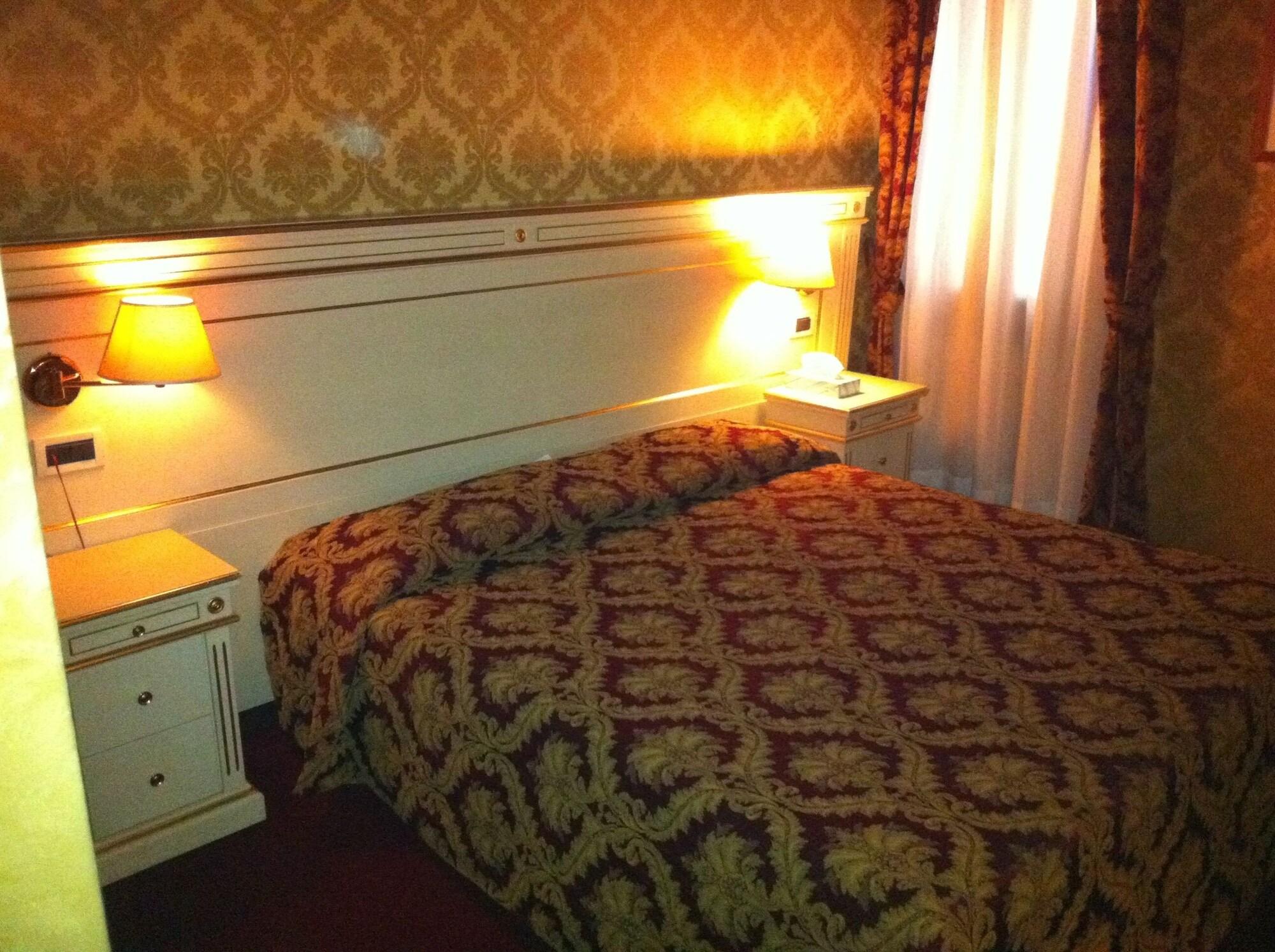 Casa Arte Hotel Venesia Bagian luar foto