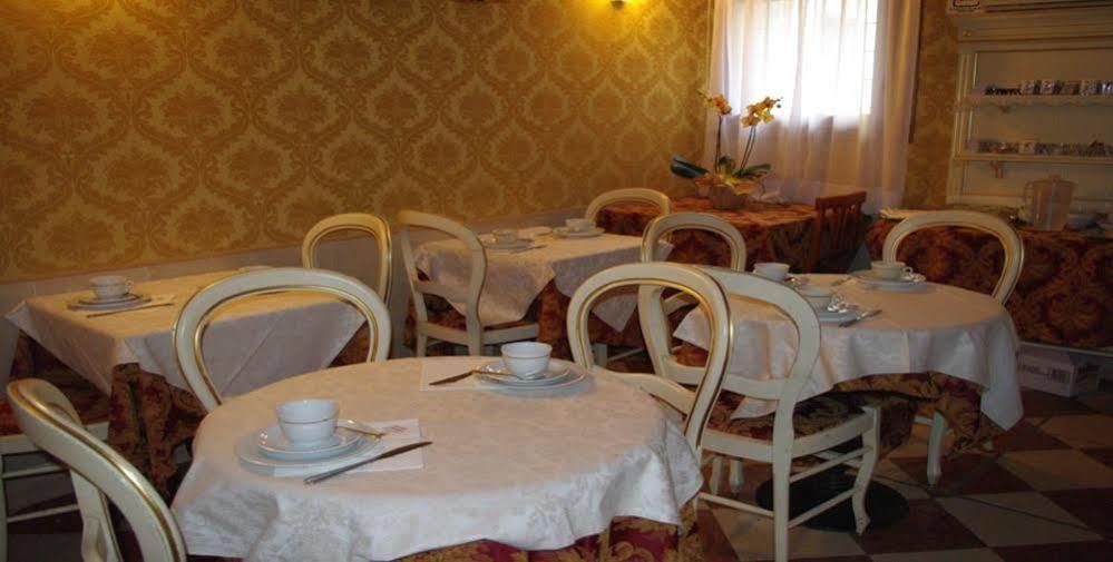Casa Arte Hotel Venesia Bagian luar foto